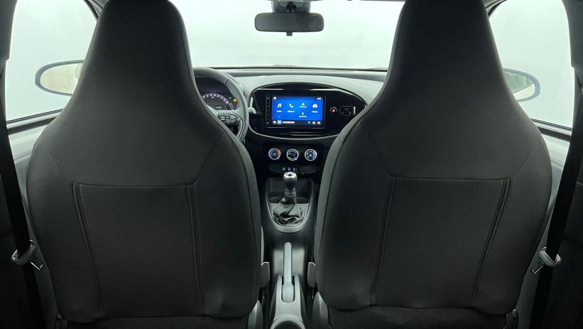 Aperçu du véhicule : 1.0 VVT-i 72 Dynamic Blanc Pur avec 250€ d'équipements inclus