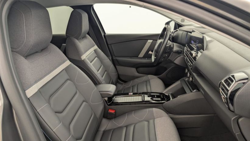 Aperçu du véhicule : BlueHDi 130 EAT8 Max