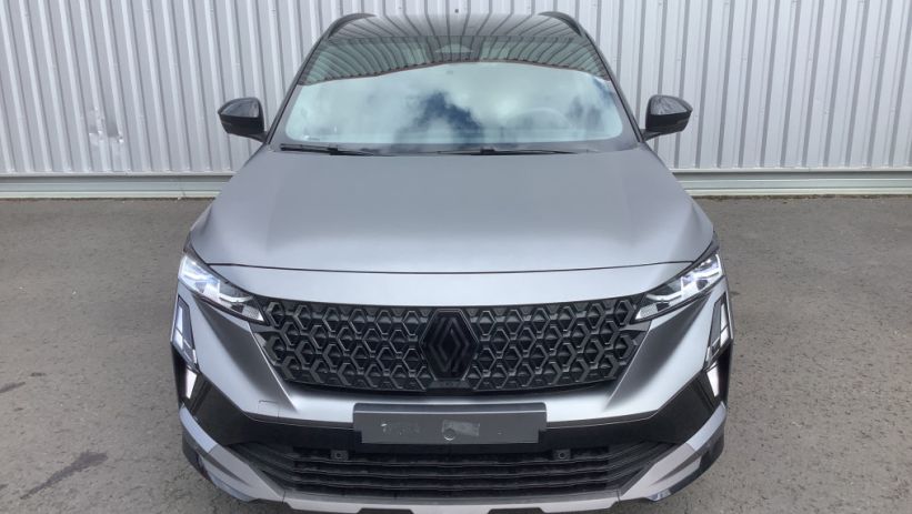 Aperçu du véhicule : AUSTRAL full hybrid E-Tech 200 ch Esprit Alpine