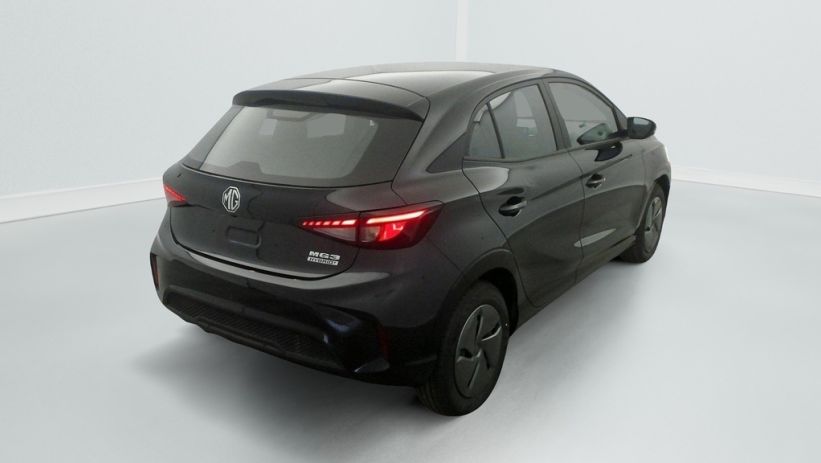 Aperçu du véhicule : 1.5 L Hybrid+ 195ch Standard