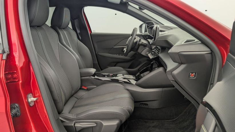 Aperçu du véhicule : Hybrid 136 e-DCS6 GT