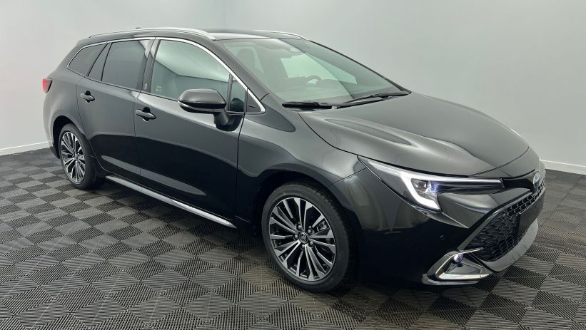 Aperçu du véhicule : Hybride 140ch Design Noir Intense avec 2250€ d'équipements inclus