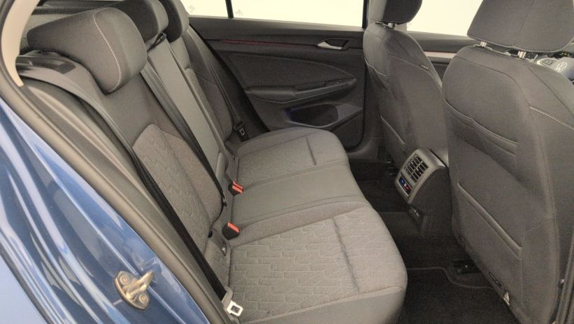 Aperçu du véhicule : 2.0 TDI 116 BVM6 LIFE PLUS