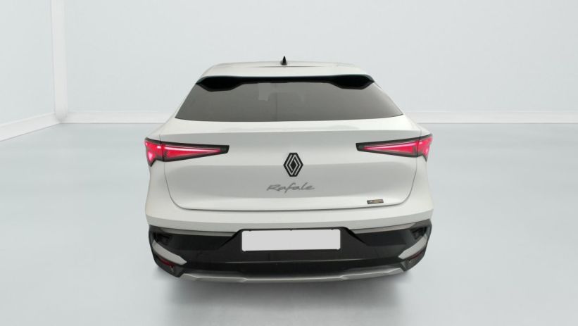 Aperçu du véhicule : E-Tech full hybrid 200ch Techno
