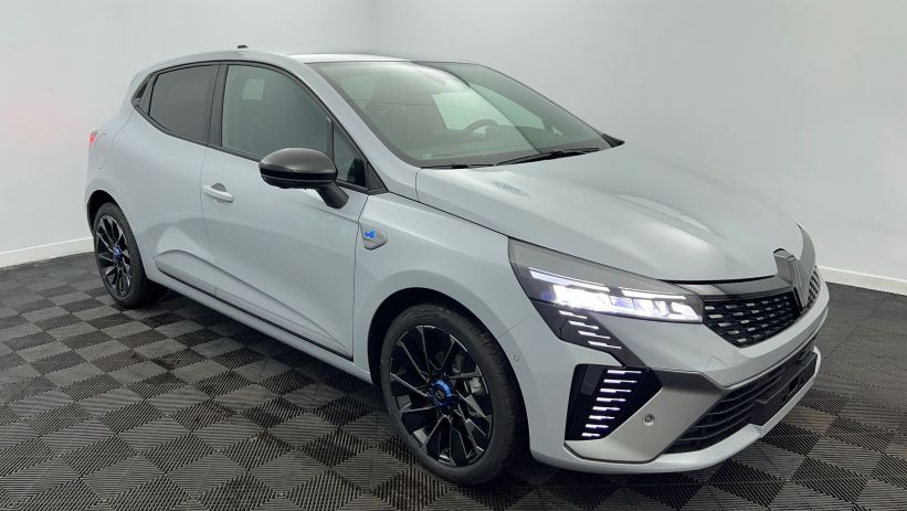 Aperçu du véhicule : TCe 90 ch Esprit Alpine Gris Rafale avec 1450€ d'équipements inclus