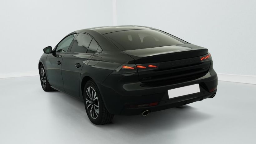 Aperçu du véhicule : Hybrid 180 e-EAT8 Allure