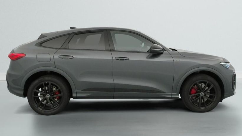 Aperçu du véhicule : e-hybrid 299 ch S tronic 7 Quattro S line