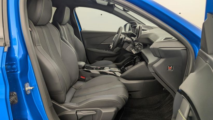 Aperçu du véhicule : Hybrid 136 e-DCS6 GT