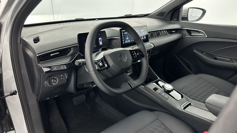 Aperçu du véhicule : 1.5 Hybrid+ 195ch Luxury