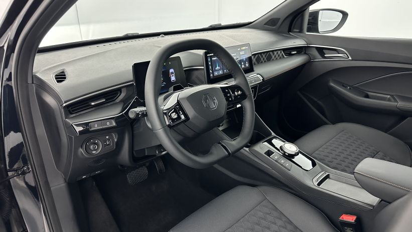 Aperçu du véhicule : 1.5 Hybrid+ 195ch Luxury