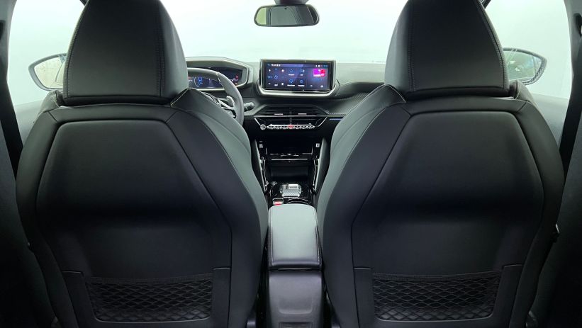 Aperçu du véhicule : Nouvelle Hybrid 145 e-DCS6 GT Noir Perla Nera avec 1700€ d'équipements inclus