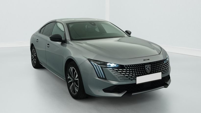 Aperçu du véhicule : Hybrid 225 e-EAT8 Allure