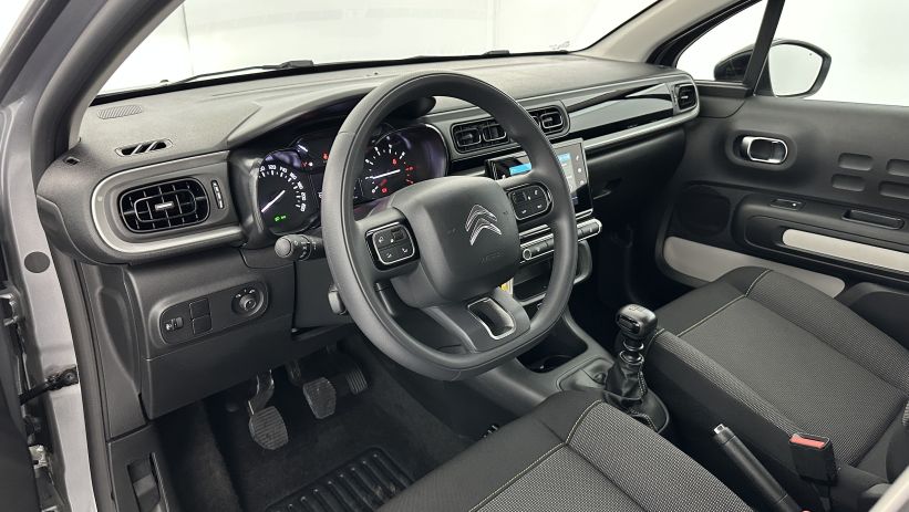 Aperçu du véhicule : III 1.2 PureTech 110ch Plus