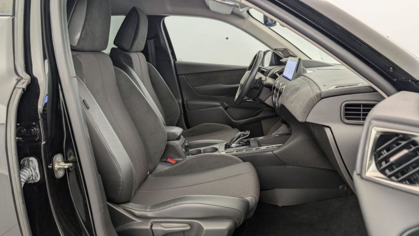 Aperçu du véhicule : Puretech 130 EAT 8 Performance Line +