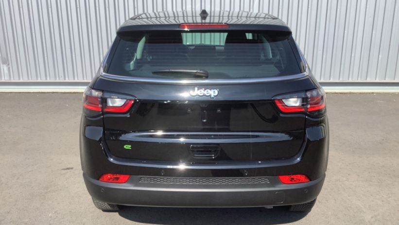 Aperçu du véhicule : COMPASS 1.5 Turbo T4 130 ch BVR7 e-Hybrid Altitude