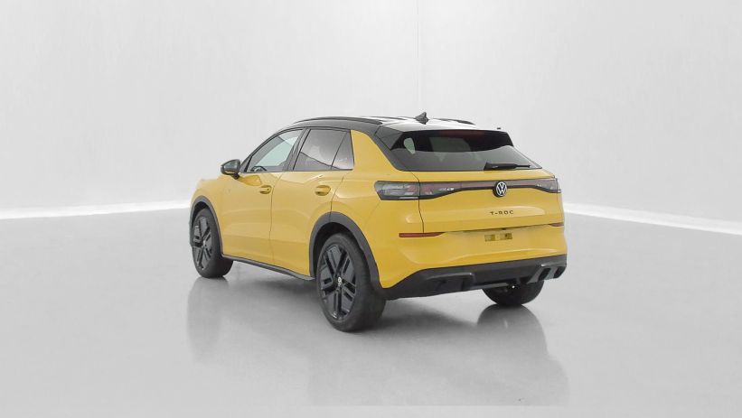Aperçu du véhicule : 1.5 eTSI EVO2 Hybrid 150ch R-Line DSG7