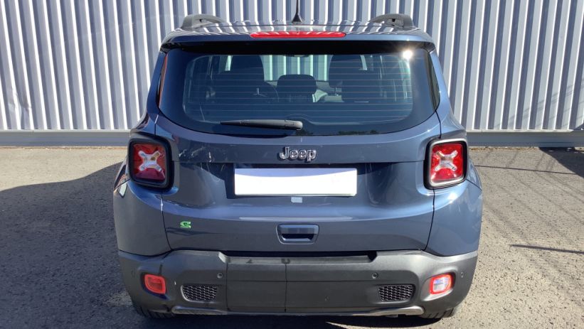 Aperçu du véhicule : RENEGADE 1.5 Turbo T4 130 ch BVR7 e-Hybrid Limited