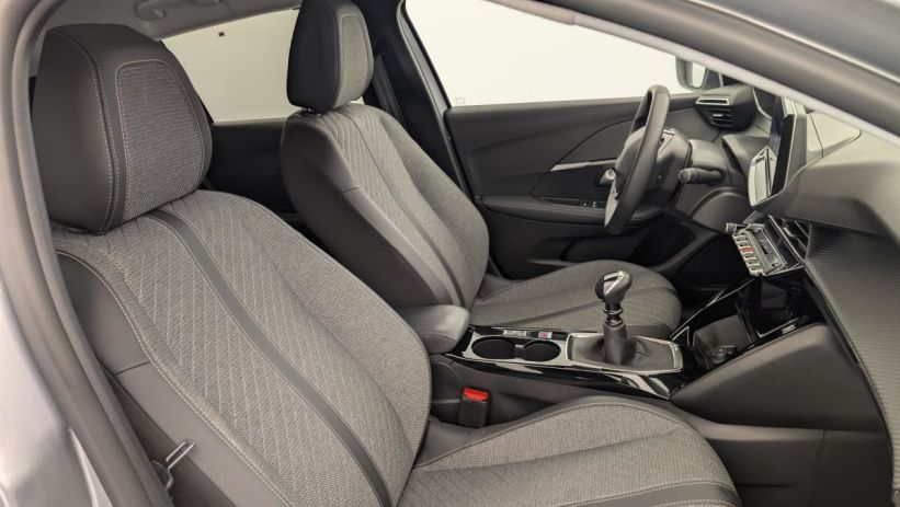 Aperçu du véhicule : 100 S S BVM6 Allure