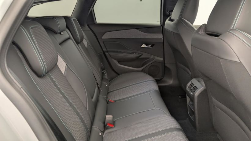 Aperçu du véhicule : Hybrid 145 e-DCS6 Allure