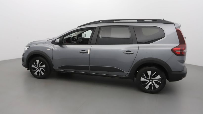 Aperçu du véhicule : 1.0 ECO-G 100CH EXPRESSION 7 PLACES -24