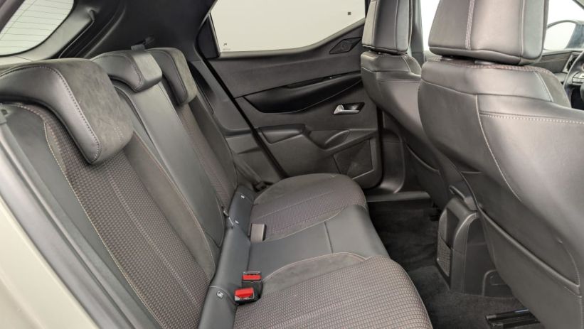 Aperçu du véhicule : PureTech 100 BVM6 Performance Line