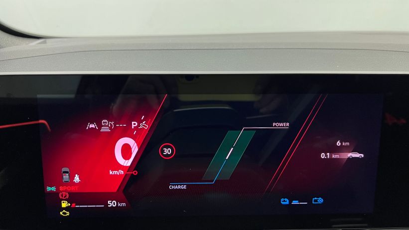 Aperçu du véhicule : E-Tech full hybrid 200 esprit Alpine Gris schiste - Toit Noir Etoilé avec 3150€ d'équipements inclus