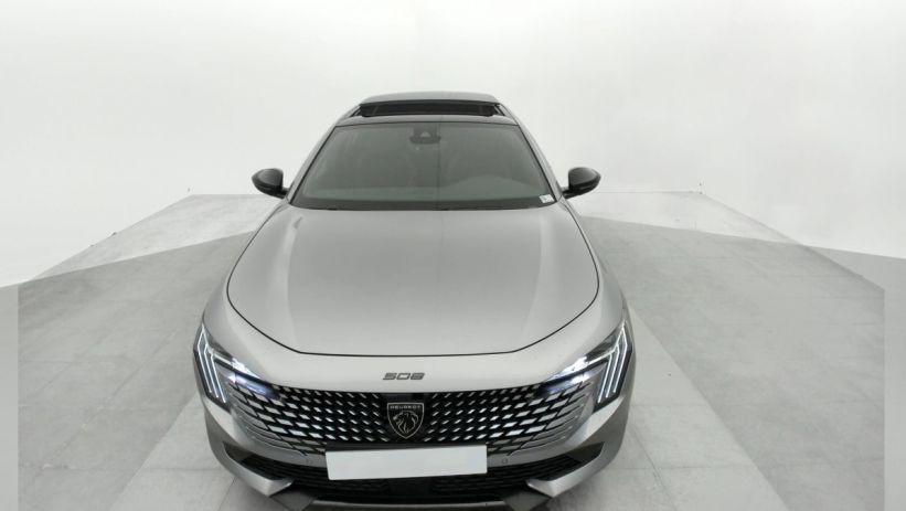 Aperçu du véhicule : Hybrid 225 e-EAT8 Allure