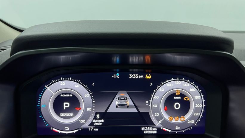 Aperçu du véhicule : Nouveau e-Power 190 ch N-Connecta Gris Squale avec 1450€ d'équipements inclus