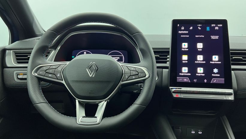 Aperçu du véhicule : E-Tech full hybrid 160 ch esprit Alpine Bleu Iron - Toit Noir Etoilé avec 1500€ d'équipements inclus