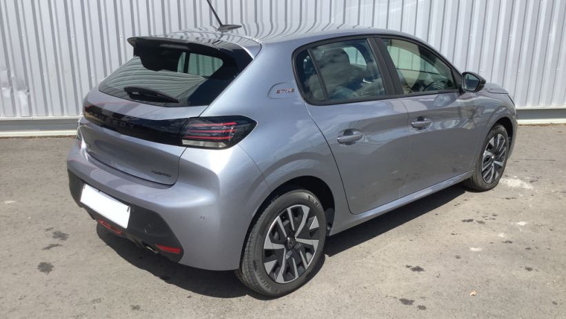 Aperçu du véhicule : 208 Hybrid 110 ch e-DCS6 Style