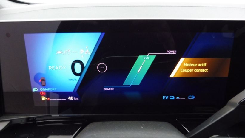 Aperçu du véhicule : 1.2 E-TECH FULL HYBRID 200CH TECHNO - 24