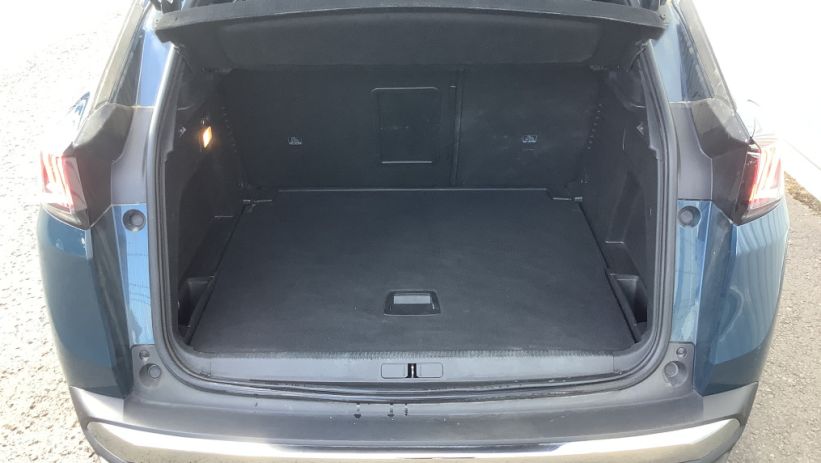 Aperçu du véhicule : 3008 Hybrid 145 e-DCS6 Allure Pack