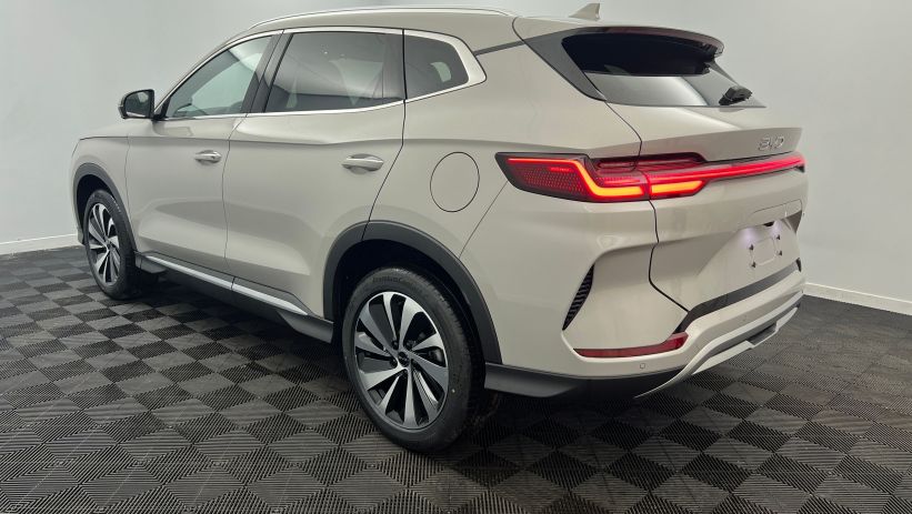 Aperçu du véhicule : 1.5l DM-i 324 ch AWD PHEV Design Boundless Cloud avec 1100€ d'équipements inclus