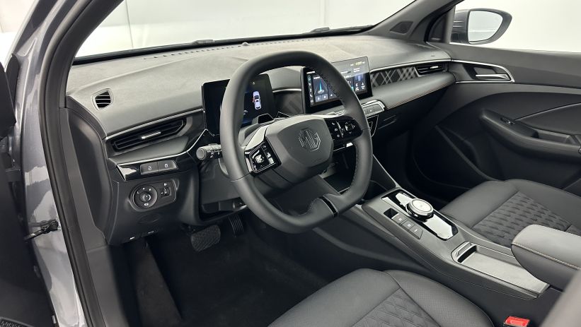 Aperçu du véhicule : 1.5 Hybrid+ 195ch Luxury