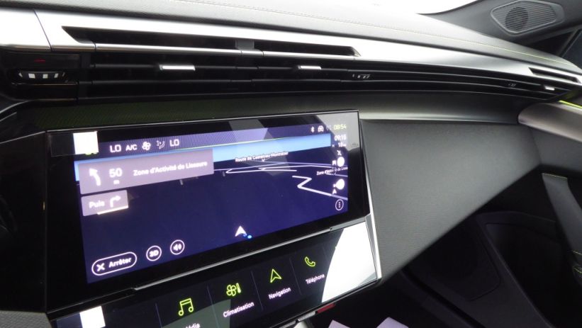 Aperçu du véhicule : 1.2 HYBRID 136CH GT E-DCS6