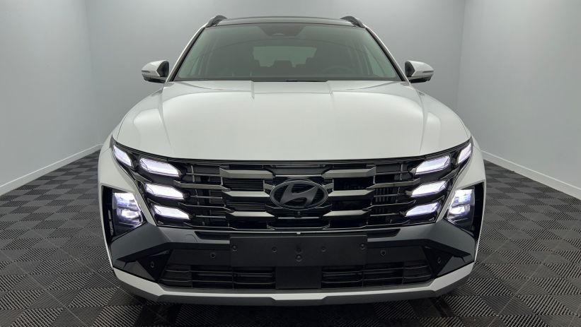 Aperçu du véhicule : Nouveau 1.6 T-GDI 215 Hybrid BVA6 Executive Serenity White avec 1680€ d'équipements inclus