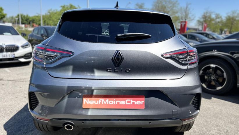 Aperçu du véhicule : TECHNO 1.0 TCE 90CV + ROUE DE SECOURS + NEUF 0KM