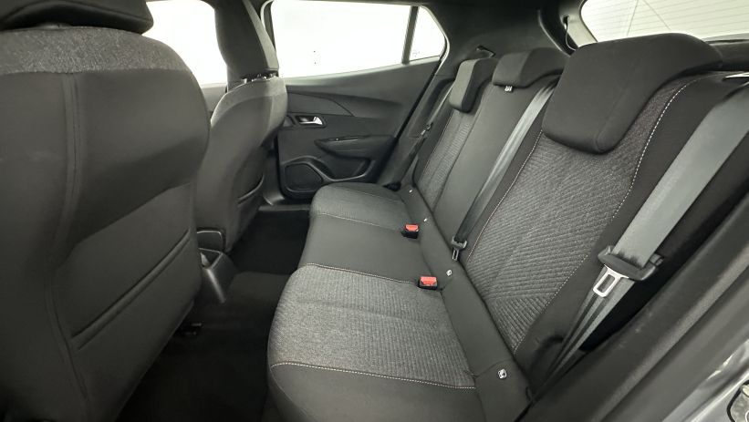 Aperçu du véhicule : II 1.2 Hybrid 145ch Style e-DCS6