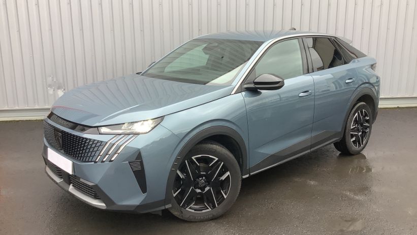 Aperçu du véhicule : 3008 Hybrid 136 e-DCS6 Allure