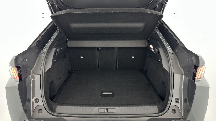 Aperçu du véhicule :  III 1.2 Hybrid 145ch Allure e-DCS6