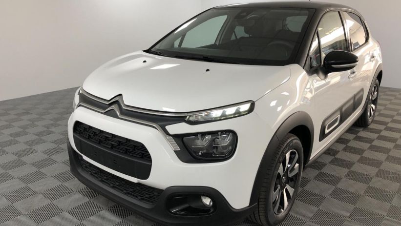 Aperçu du véhicule : SHINE 83CV + CAMéRA DE RECUL 