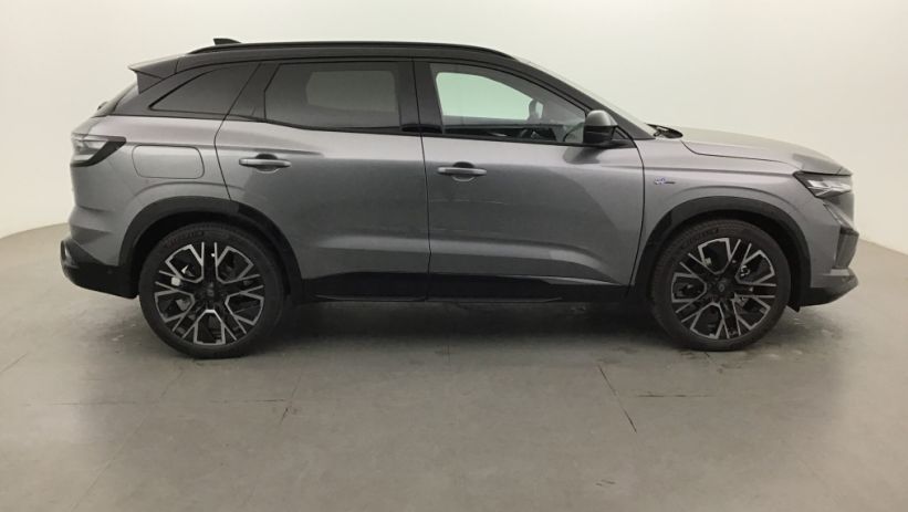 Aperçu du véhicule : AUSTRAL full hybrid E-Tech 200 ch Esprit Alpine