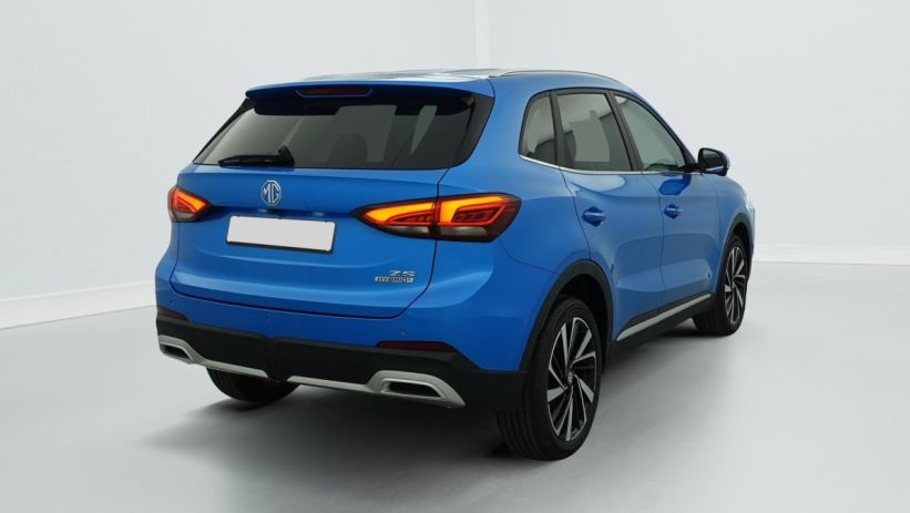 Aperçu du véhicule : 1.5 L Hybrid+ 197 ch Luxury