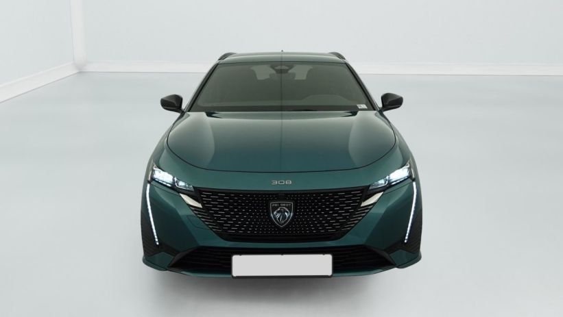 Aperçu du véhicule : Hybrid 136 e-DCS6 GT