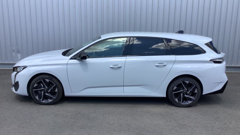 Aperçu du véhicule : 308 SW Hybrid 145 e-DCS6 Allure