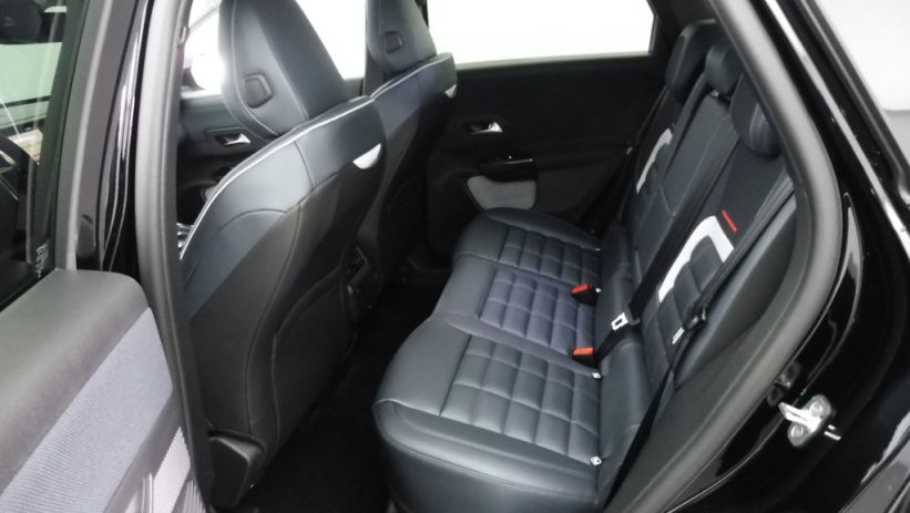 Aperçu du véhicule : 1.2 HYBRIDE 145CH MAX BOITE AUTOMATIQUE