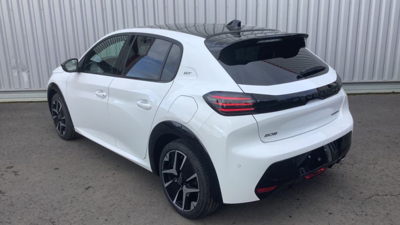 Aperçu du véhicule : 208 Hybrid 100 e-DCS6 GT