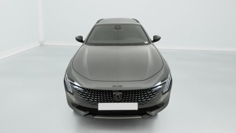 Aperçu du véhicule : Hybrid 180 e-EAT8 Allure