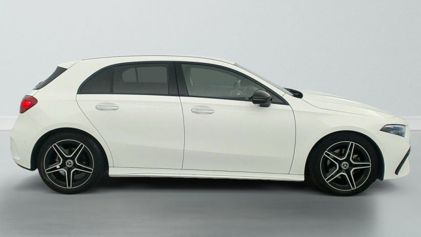 Aperçu du véhicule : 180 7G-DCT AMG LINE