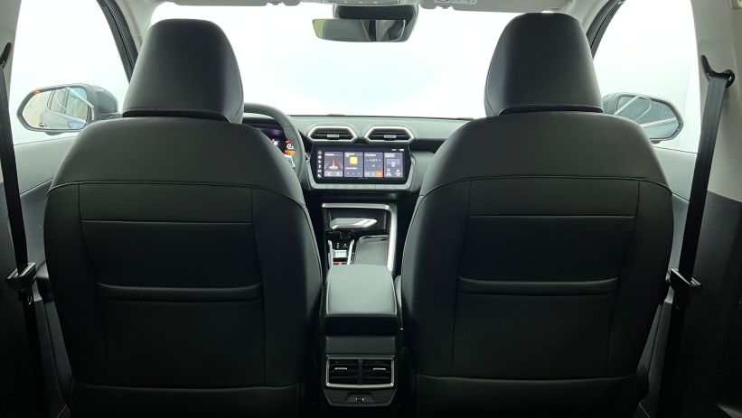 Aperçu du véhicule : 1.5 L Hybrid+ 197 ch Luxury Emerald Green avec 650€ d'équipements inclus